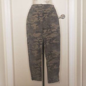 Vintage 90s denim camo skinny jeans